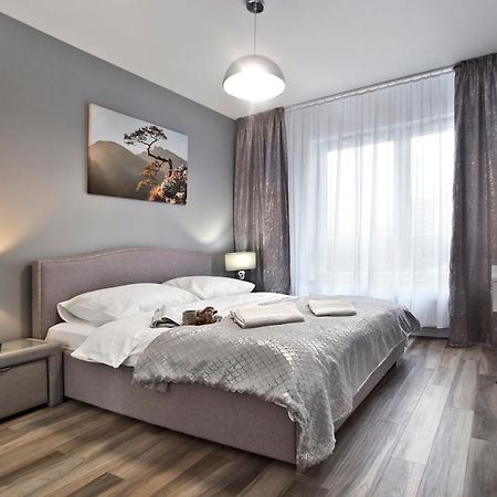 Goclaw P&O Serviced Apartments Varşova Dış mekan fotoğraf