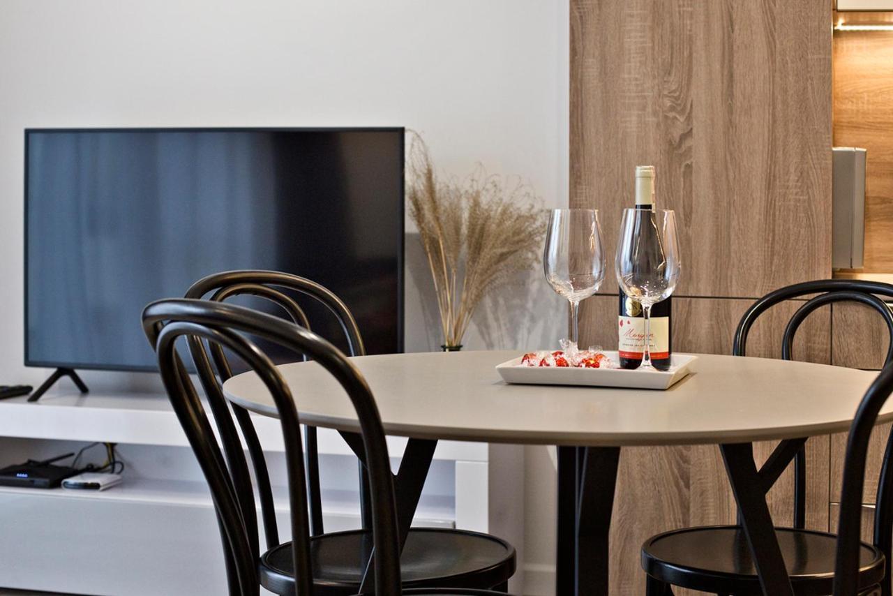 Goclaw P&O Serviced Apartments Varşova Dış mekan fotoğraf